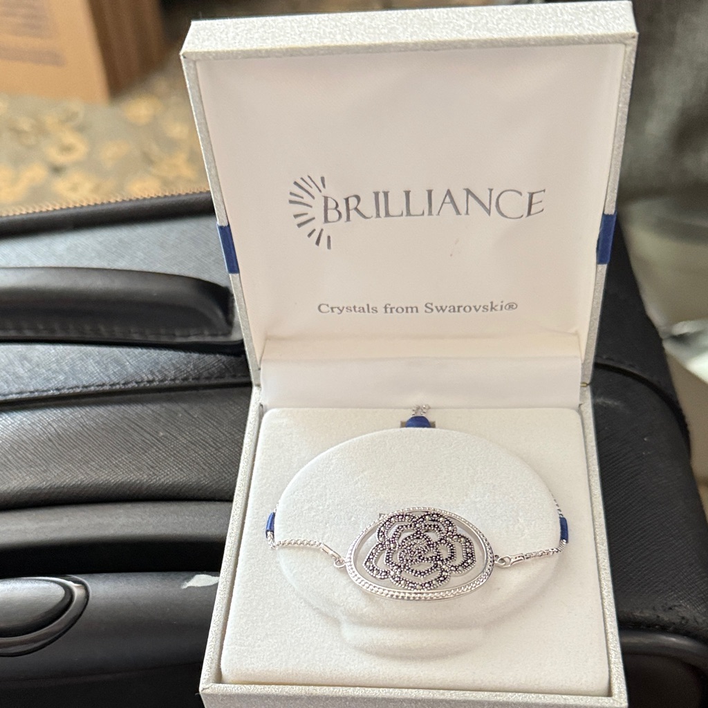 Brilliance Os Bracelet. Crystals From Swarovski. Nwot